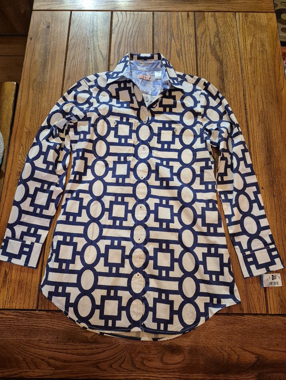 NWT Tizzie Shirt/Dress With Pockets